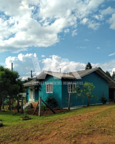 Lote rural com casa mista - Salto dos Marianos